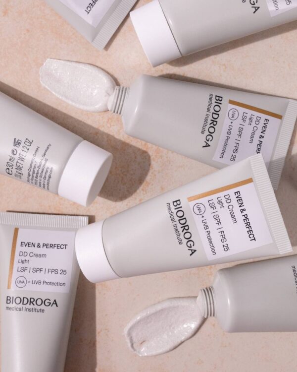 BIODROGA EVEN & PERFECT DD Cream Light - Image 3